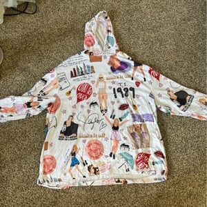 Taylor Swift Snuggie